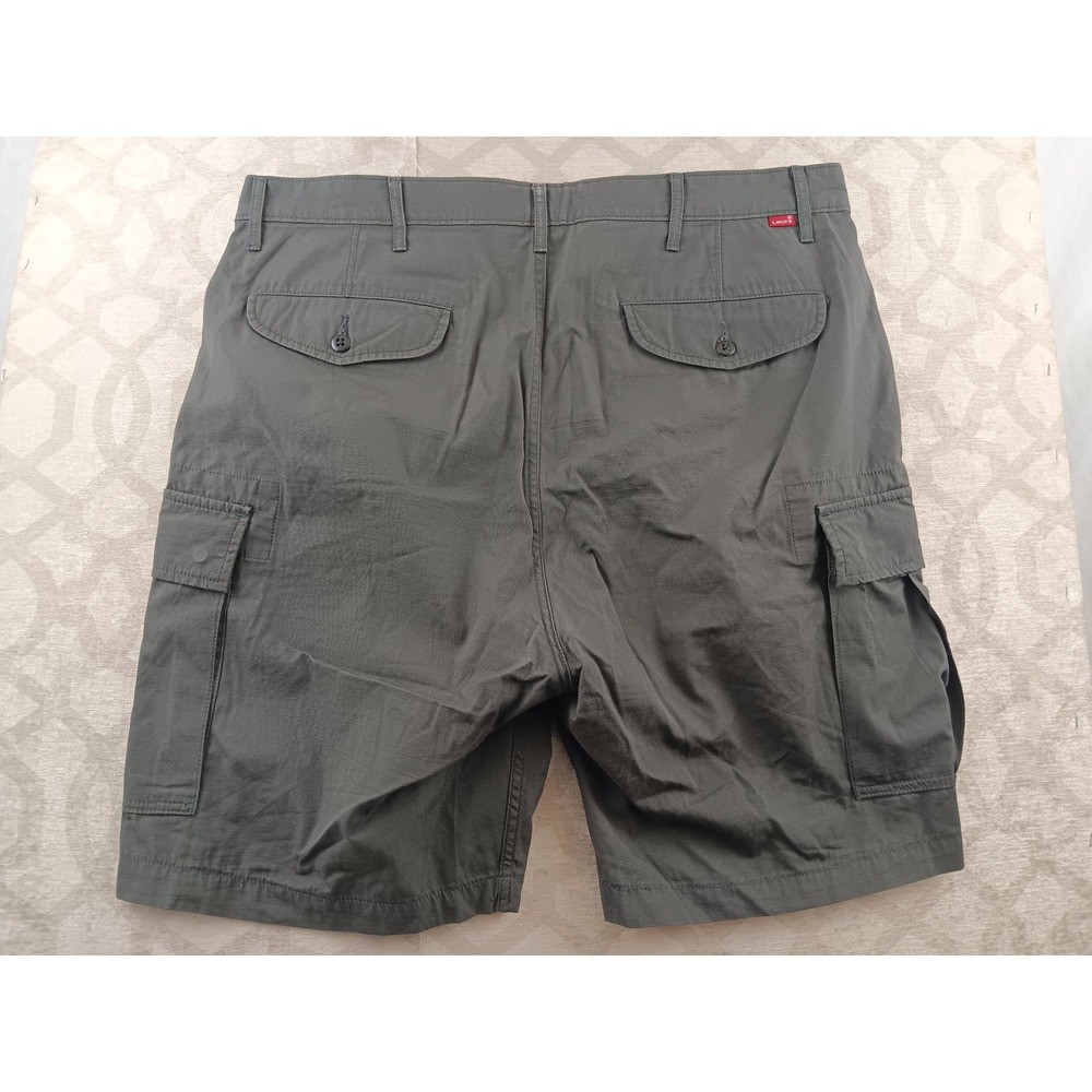 Levi Strauss Co Mens Cargo Shorts Olive Green Waterless Size 38 - Picture 2 of 9